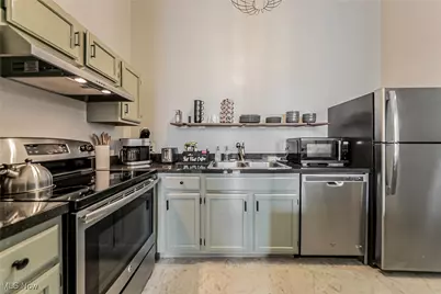 408 W Saint Clair Avenue #505, Loveland, OH 44113 - Photo 15