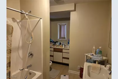 241 7th Street, Elyria, OH 44035 - Photo 11