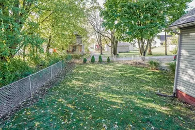 2416 9th Street SW, Canton, OH 44710 - Photo 23