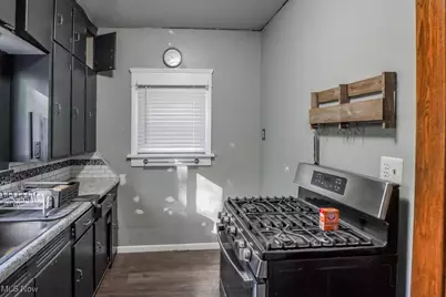 2416 9th Street SW, Canton, OH 44710 - Photo 9