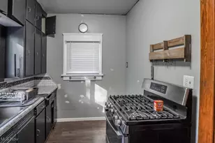 2416 9th St SW, Canton, OH 44710 - Photo 9