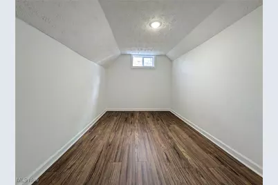 1911 Corning Avenue, Loveland, OH 44109 - Photo 47