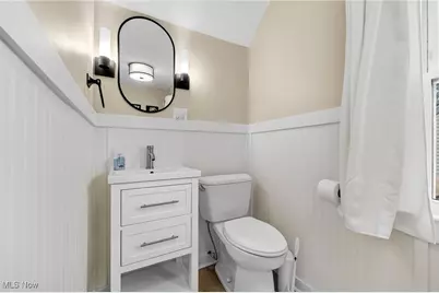 1570 Stadelman Avenue, Akron, OH 44320 - Photo 27