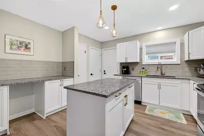 1570 Stadelman Avenue, Akron, OH 44320 - Photo 9