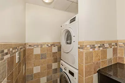 408 W Saint Clair Avenue #226, Loveland, OH 44113 - Photo 23