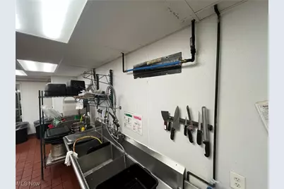 6140 Broadway Avenue, Loveland, OH 44127 - Photo 13