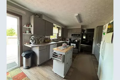 11838 Brosius Road, Garrettsville, OH 44231 - Photo 3