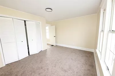 340 Indiana Avenue, Chester, WV 26034 - Photo 21