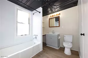 340 Indiana Ave, Chester, WV 26034 - Photo 25