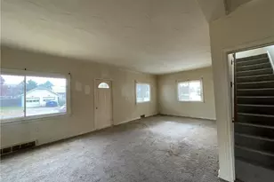 206 6th St NW, New Philadelphia, OH 44663 - Photo 5