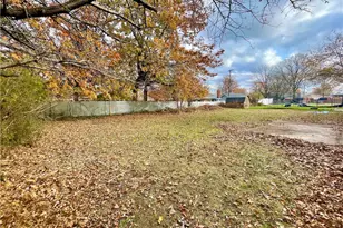 591 Hemlock Dr, Euclid, OH 44132 - Photo 5