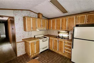 9735 Chillicothe Rd, Kirtland, OH 44094 - Photo 11