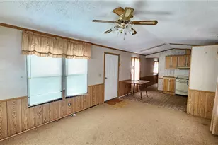 9735 Chillicothe Rd, Kirtland, OH 44094 - Photo 7