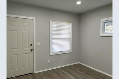 15630 Holmes Avenue #Down, Loveland, OH 44110 - Photo 3