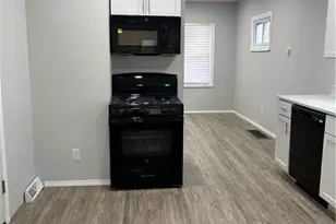 15630 Holmes Ave, Loveland, OH 44110 - Photo 9