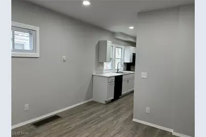 15630 Holmes Avenue #Down, Loveland, OH 44110 - Photo 5