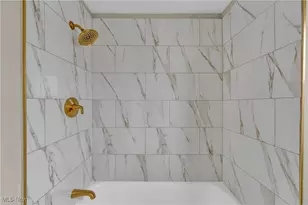 16716 Invermere Ave, Loveland, OH 44128 - Photo 21