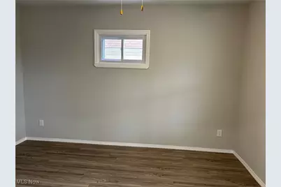 15630 Holmes Avenue #Up, Loveland, OH 44110 - Photo 11