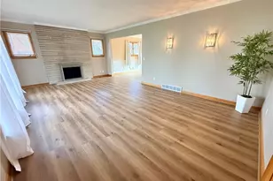 702 35th St NW, Canton, OH 44709 - Photo 3