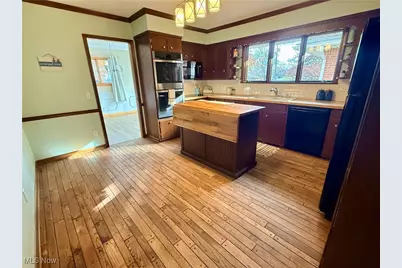 702 35th Street NW, Canton, OH 44709 - Photo 9