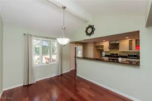 25111 S Woodland Rd, Beachwood, OH 44122 - Photo 17