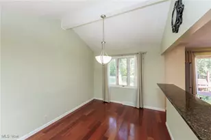 25111 S Woodland Rd, Beachwood, OH 44122 - Photo 19