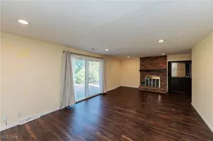 25111 S Woodland Rd, Beachwood, OH 44122 - Photo 3