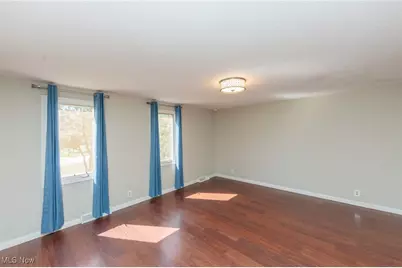 25111 S Woodland Road, Beachwood, OH 44122 - Photo 27