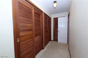 109 Sherry Ct, Weirton, WV 26062 - Photo 17