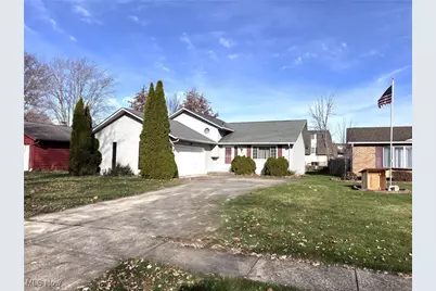 728 University Avenue, Elyria, OH 44035 - Photo 1