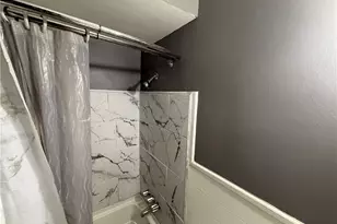 16008 Harvard Ave, Loveland, OH 44128 - Photo 7