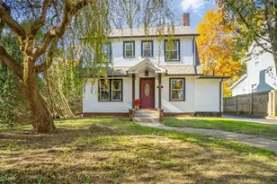 1922 12th St, Cuyahoga Falls, OH 44223 - Photo 1