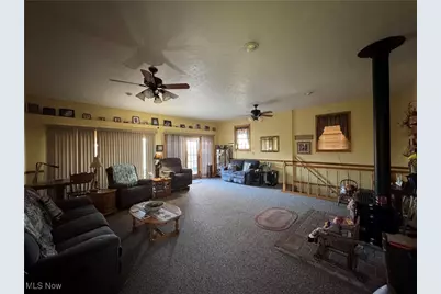 69142 Woods Road, Bridgeport, OH 43912 - Photo 9