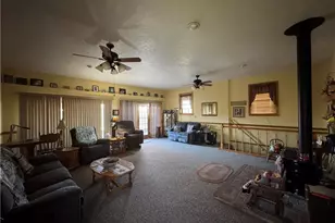 69142 Woods Rd, Bridgeport, OH 43912 - Photo 9