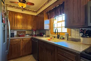 69142 Woods Rd, Bridgeport, OH 43912 - Photo 13