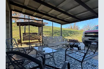 69142 Woods Road, Bridgeport, OH 43912 - Photo 5