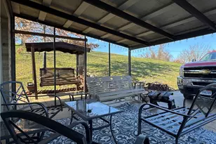 69142 Woods Rd, Bridgeport, OH 43912 - Photo 5