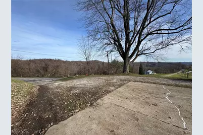 69142 Woods Road, Bridgeport, OH 43912 - Photo 37