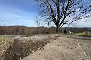 69142 Woods Rd, Bridgeport, OH 43912 - Photo 37