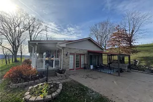 69142 Woods Rd, Bridgeport, OH 43912 - Photo 35