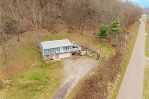 639 Echo Rd, Gnadenhutten, OH 44629 - Photo 3