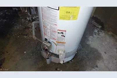 1421 Elder Avenue, Akron, OH 44301 - Photo 19