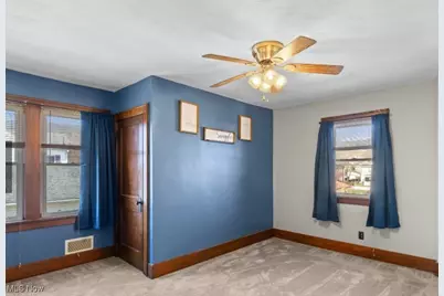 706 Logan Avenue, Toronto, OH 43964 - Photo 11