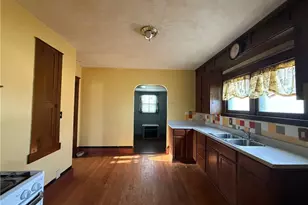 2426 Shirley Rd, Youngstown, OH 44502 - Photo 11