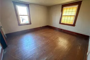 2426 Shirley Rd, Youngstown, OH 44502 - Photo 17