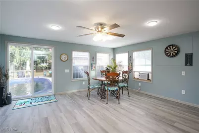 906 Westview Drive, Belpre, OH 45714 - Photo 5