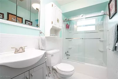 906 Westview Drive, Belpre, OH 45714 - Photo 21