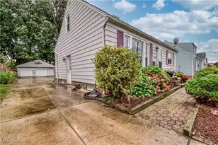 30232 Forestgrove Rd, Willowick, OH 44095 - Photo 25