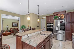 471 Troubadour Dr, Sagamore Hills, OH 44067 - Photo 11