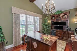 471 Troubadour Dr, Sagamore Hills, OH 44067 - Photo 5